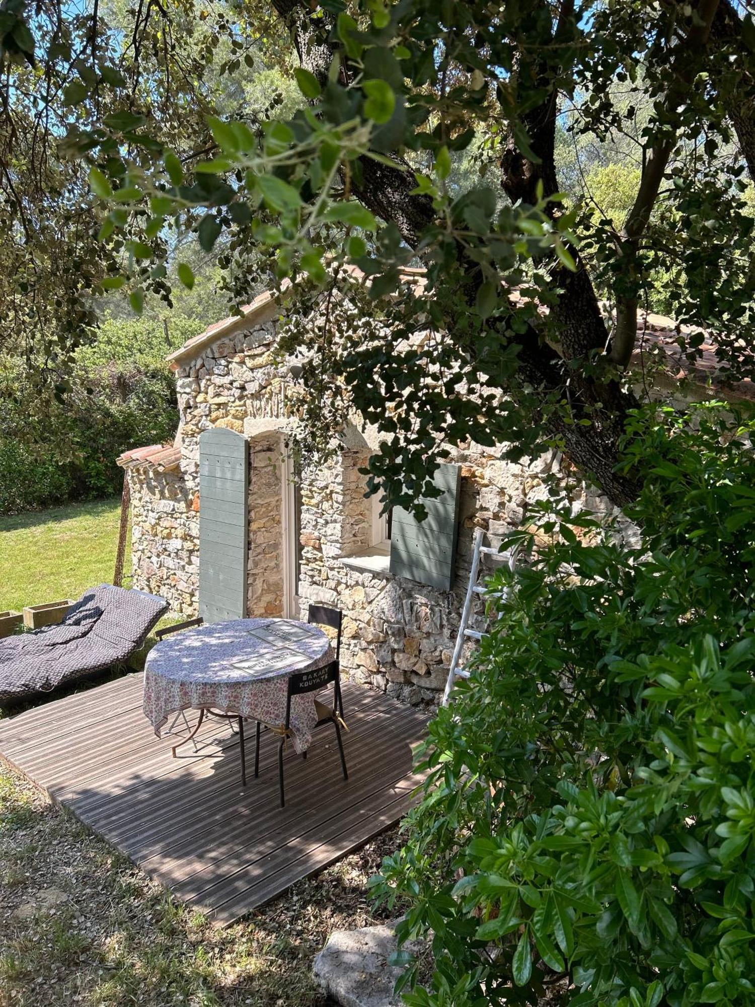 Hotel Les Cabanons Sainte Victoire Camera foto