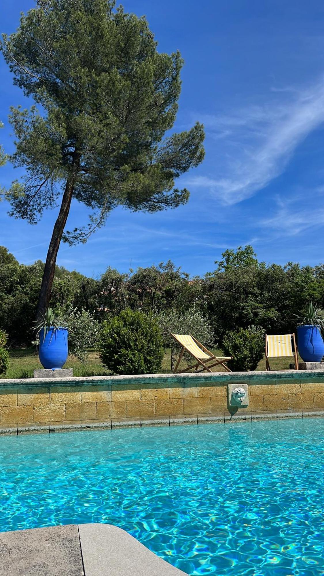 Hotel Les Cabanons Sainte Victoire Esterno foto